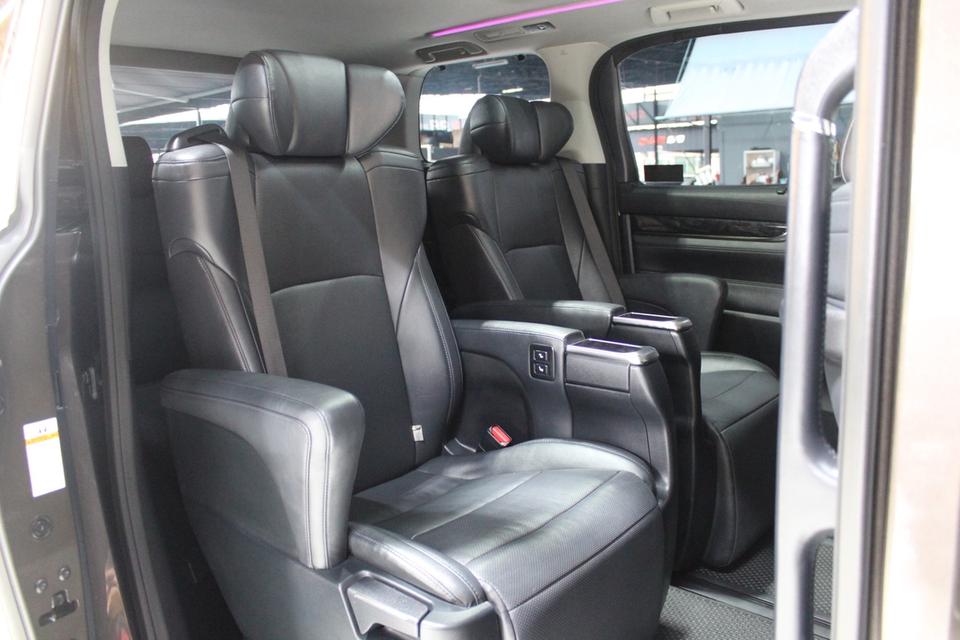 รหัสรถ JRS2820 เข้าใหม่ Toyota Vellfire 2.5 ZG Edition น้ำมันล้วน ปี 2019 มือเดียวป้ายแดง 19