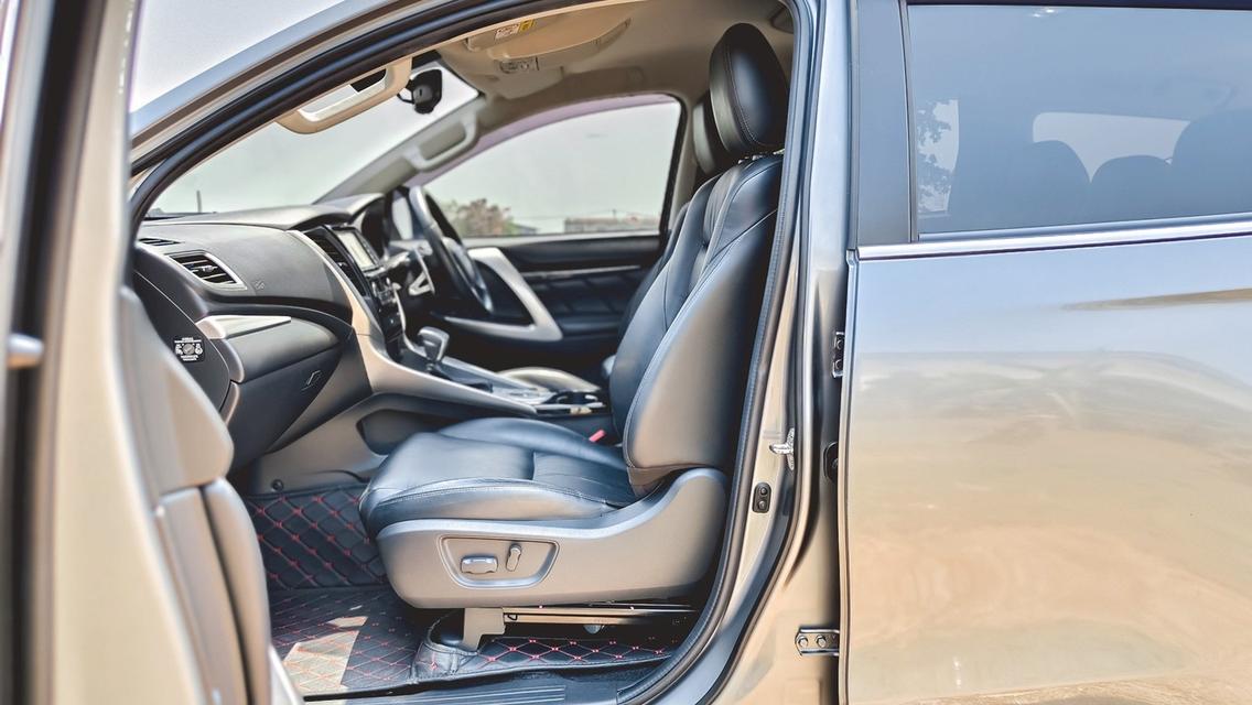 Mitsubishi Pajero Sport 2.4GT Premium Top A/T 2017 āļĢāļđāļāļāļĩāđ 10