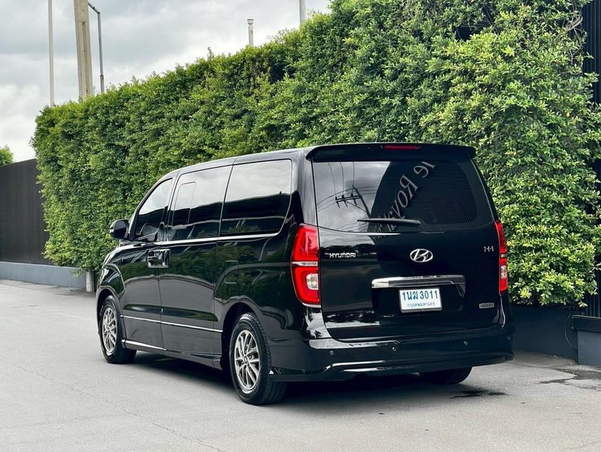 ขาย Hyundai H1 2.5Elite ปี18