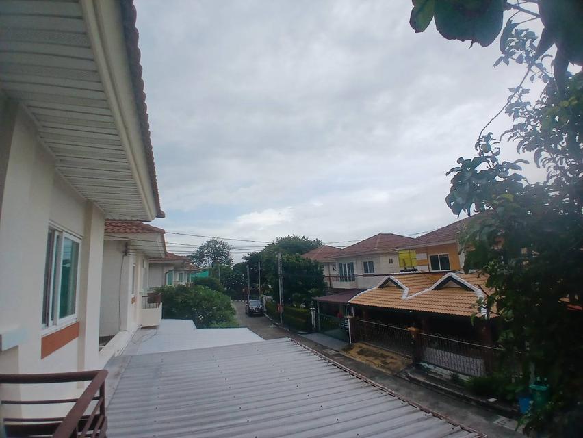   ขายบ้านแฝดสภาพดี ราคาบ้านแฝดอารมณ์เหมือนซื้อบ้านเดี่ยว เพื่อนบ้านดี ศุภาลัย วิลล์ ราชพฤกษ์-บางบัวทอง ราคาถูกที่สุด ราคานี้หาซื้อได้ที่นี่ ที่เดียว 11