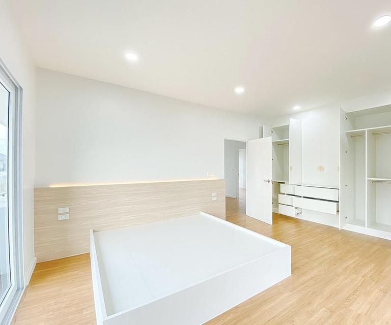 ขายบ้านพร้อมเฟอร์นิเจอร์ หิวกระเป๋าเข้าอยู่ได้เลย 3