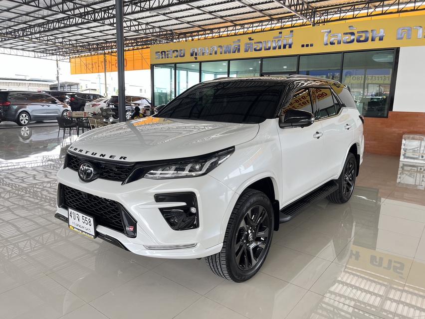 Toyota Fortuner 2.8 GR Sport (ปี 2023) SUV AT - 4WD รถสวย สภาพดี ไมล์น้อย ฟรีดาวน์