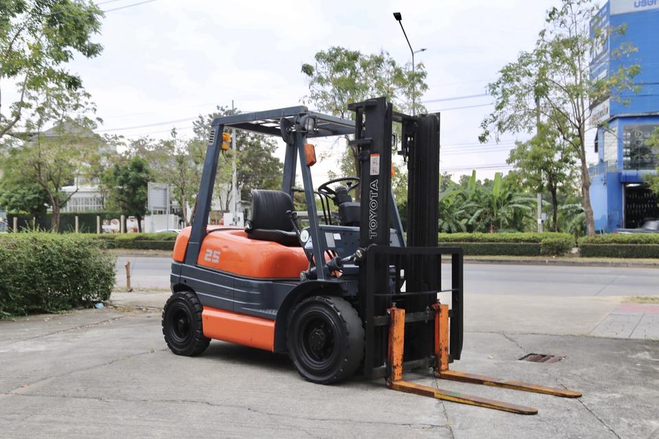 รถโฟล์คลิฟท์ TOYOTA 6FG25
