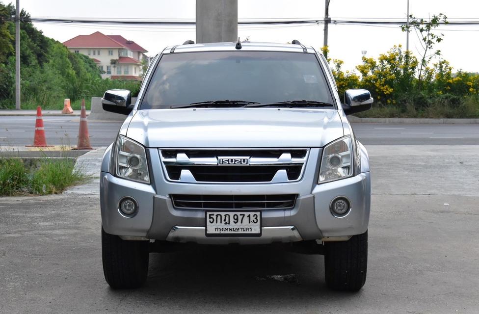 รหัสรถ PB9713 ISUZU DMAX 2.5 TITANUM HILANDER สี่ประตู ดีเซล ปี2011  2