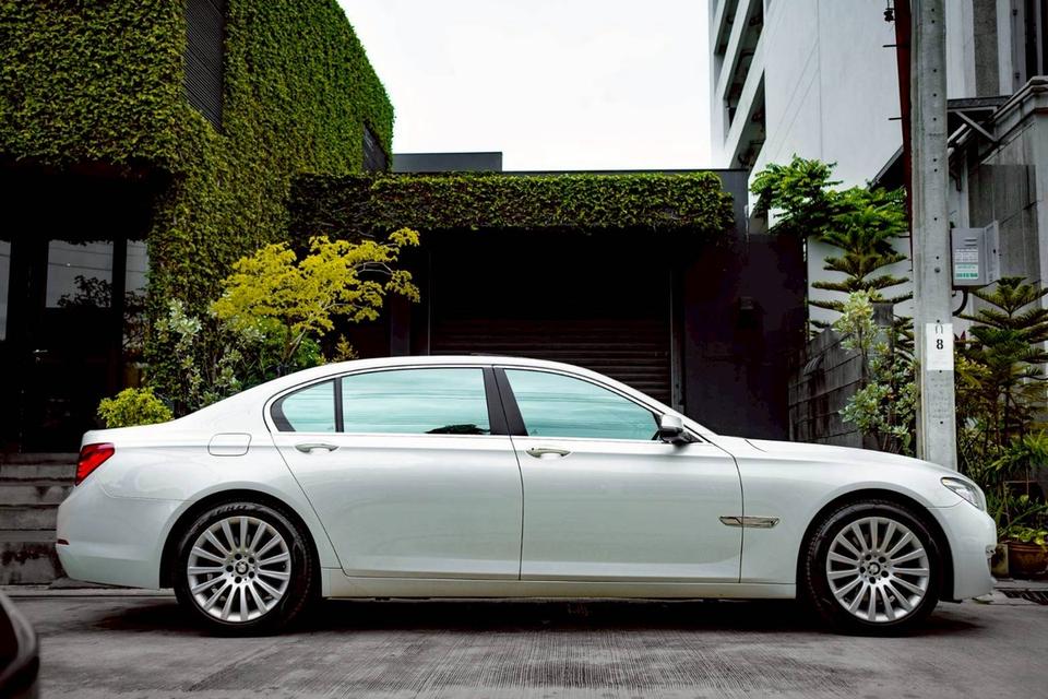 รหัสรถ PR20 Bmw 730 Li ( Model F02 LCI )ปี 2015  13