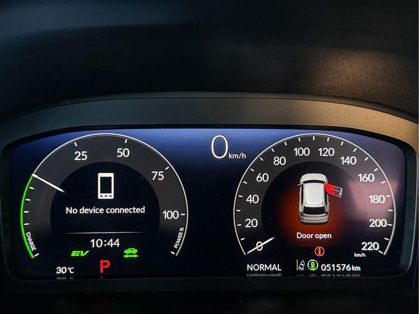 ปี 2023 HONDA CRV, 2.0 eHEV ES โฉม ปี23-ปัจจุบันสีเทา เบนซิน/ไฮบริด หลังคาพานอรามิคซันรูฟ 14