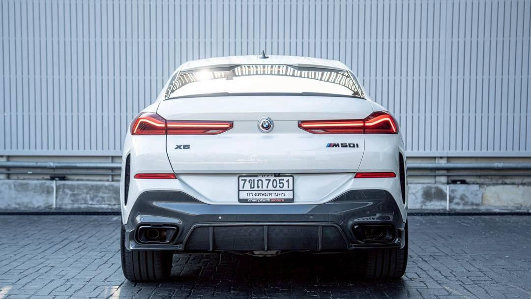 BMW X6 xDrive40i M-Sport (G06) 2022 สีขาว รูปที่ 8