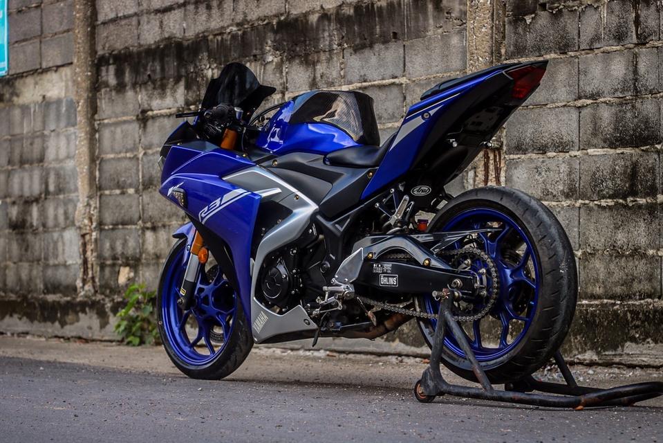 Yamaha R3 6