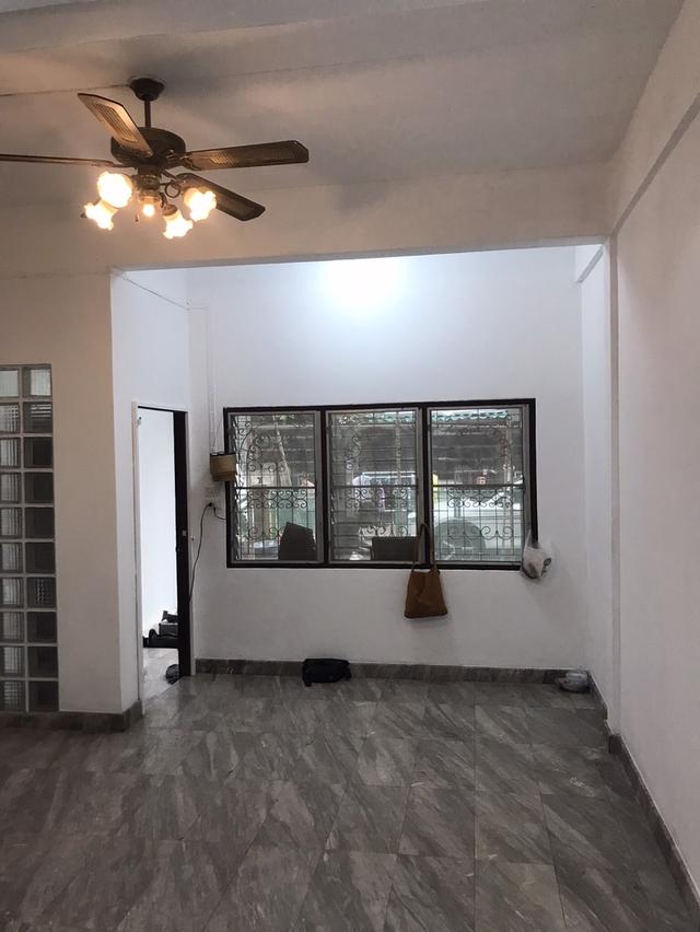 ทาวน์เฮ้าส์ ให้เช่า สะพานใหม่ 3