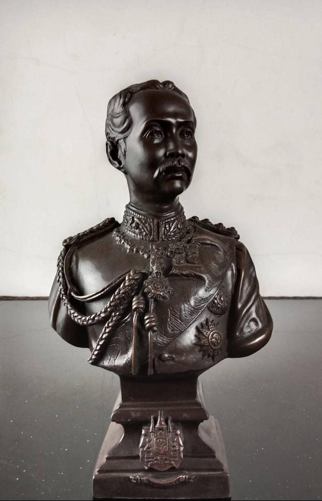 627.พระบรมรูปหล่อครึ่งพระองค์ในหลวงรัชกาลที่5 พระบาทสมเด็จพระปรมินทรมหาจุฬาลงกรณ์ พระจุลจอมเกล้าเจ้าอยู่หัว