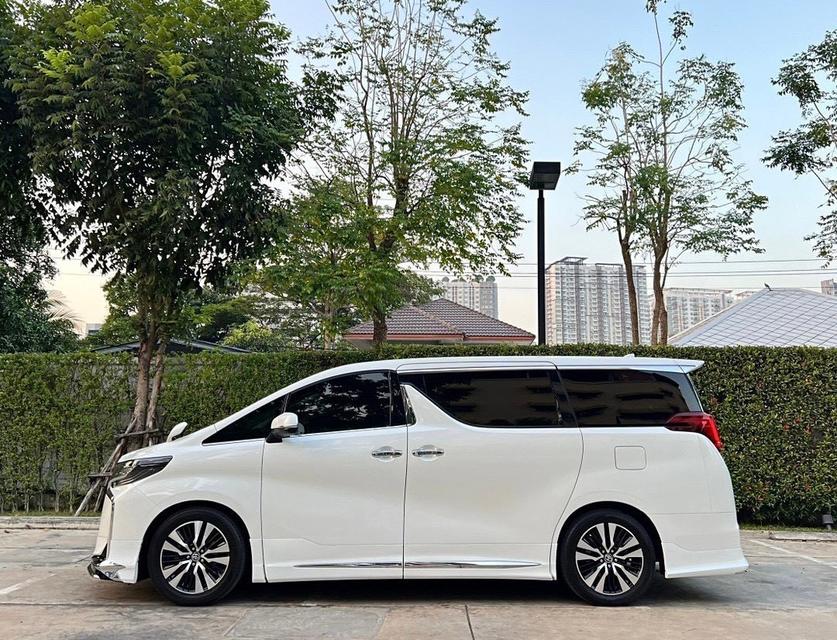 TOYOTA ALPHARD 2.5 SC package 2023รถสวยสภาพป้ายแดง ไมล์น้อย เช็คศูนย์ทุกระยะ เจ้าของดูแลอย่างดี รูปที่ 6