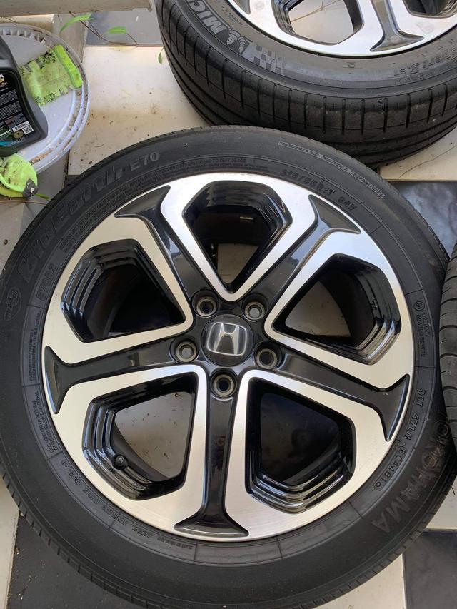 แม็กพร้อมยางHonda HRV แท้จากศูนย์ สภาพ90% 1
