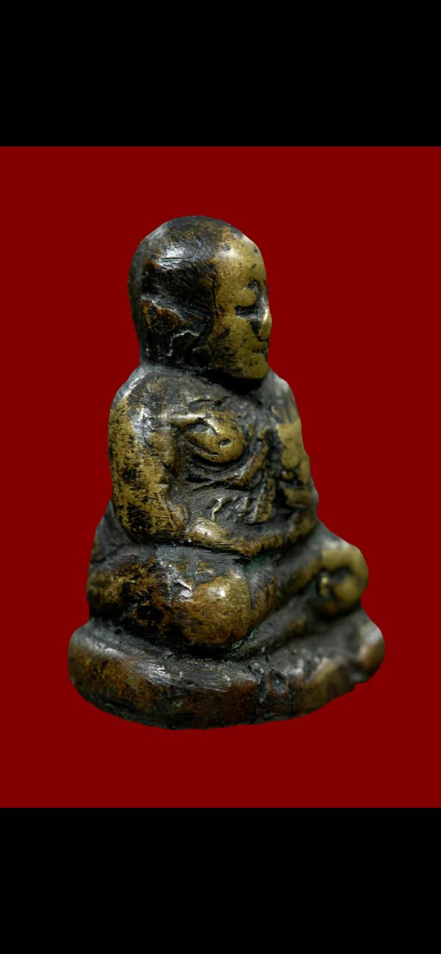 รูปหล่อหลวงพ่อเงิน ไม่รู้พิม