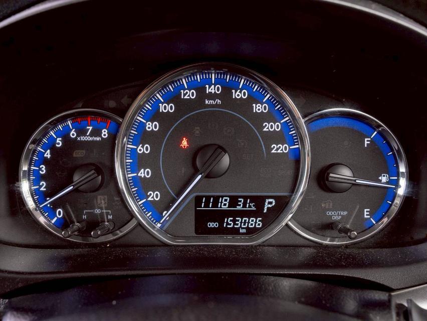 Toyota Yaris Ativ 1.2E ปี 2018 9