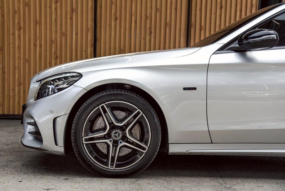 Mercedes-Benz C300e 2.0 AMG Sport W205 AT 2022 รูปที่ 6