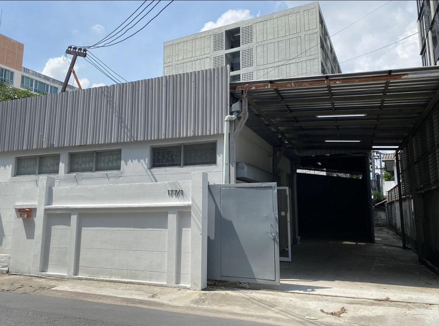 Warehouse Ratchada โกดัง 400sq.m.ติดรถไฟฟ้าMRTรัชดา-ลาดพร้าว 1
