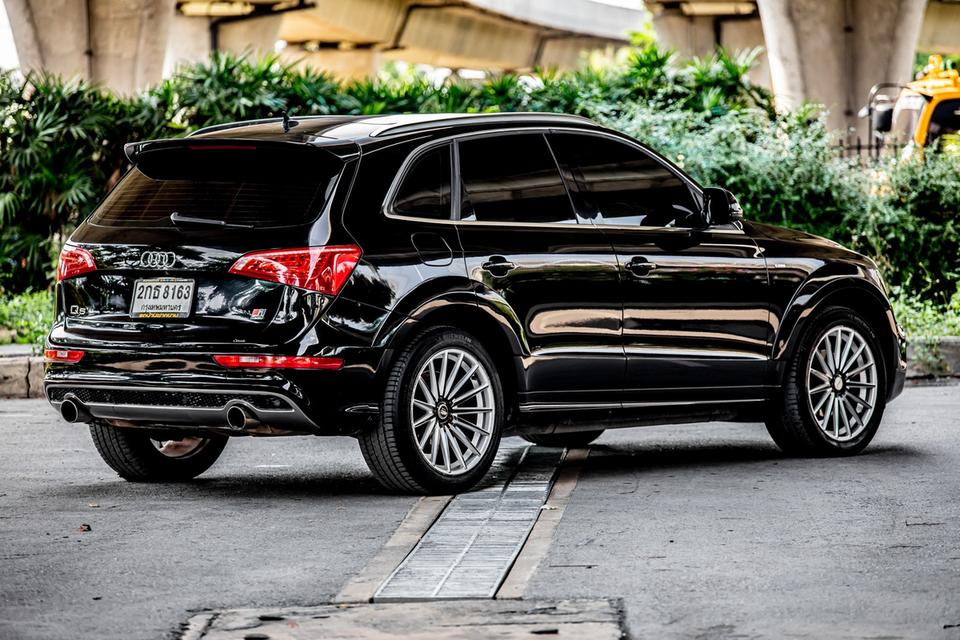 AUDI Q5 2.0T FSI Quattro สีดำ ปี 2010  9