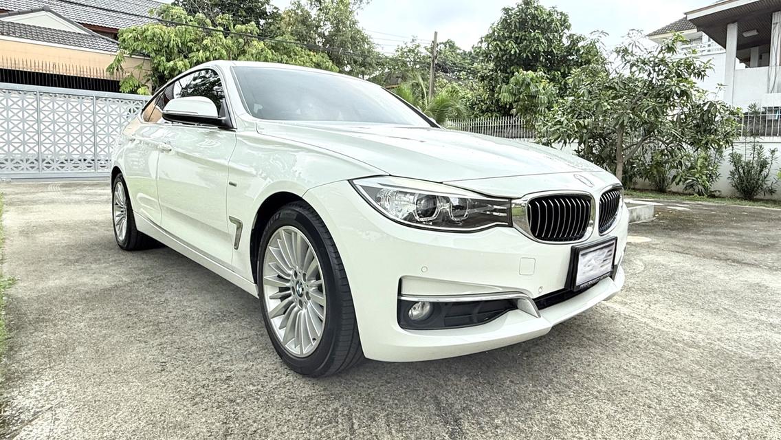 BMW 320d GT LUXURY 11
