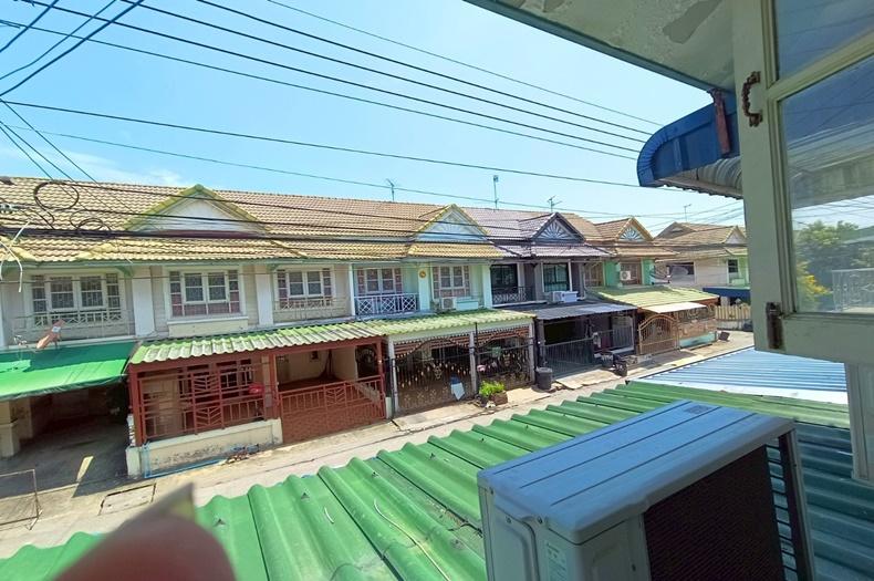 ทาวน์เฮาส์ หมู่บ้าน พฤกษา 13 เนื้อที่ 18.1 ตรว. ถนนรังสิต-นครนายก ตำบลคลองสาม อำเภอคลองหลวง จังหวัดปทุมธานี 10