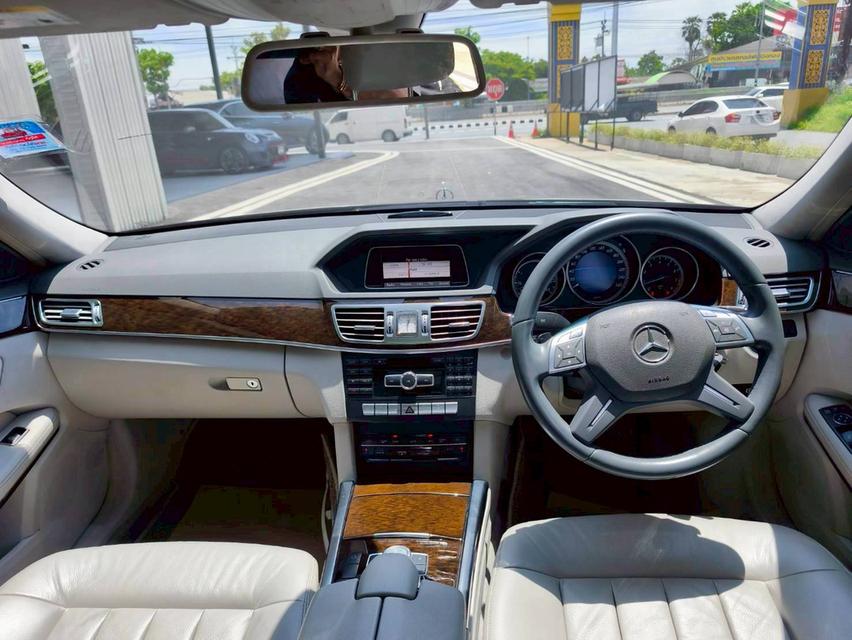 รหัสรถ KPV353 2013 BENZ E200 SEDAN  8