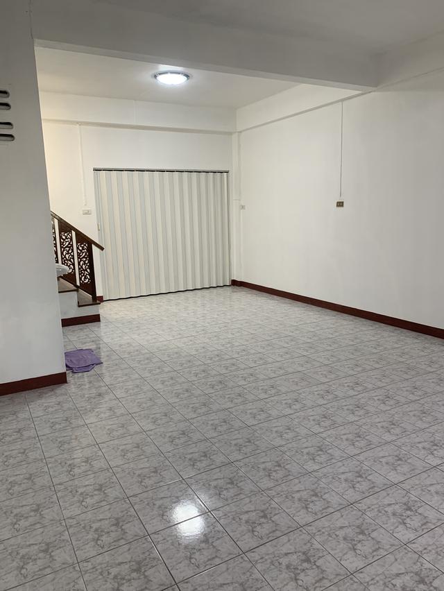 บ้านทาวเฮ้าส์ พิษณุโลก 4