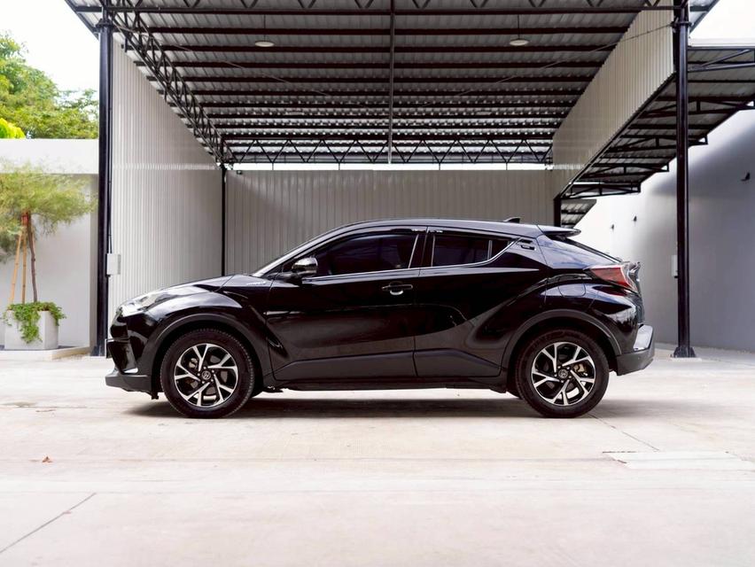 Toyota CHR 1.8Hybrid mid ปี19