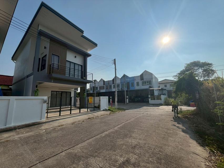 ขายบ้าน 2 ชั้น หลังมุม หมู่บ้านนฐดา คลอง2 ซอยรังสิต-นครนายก60 3