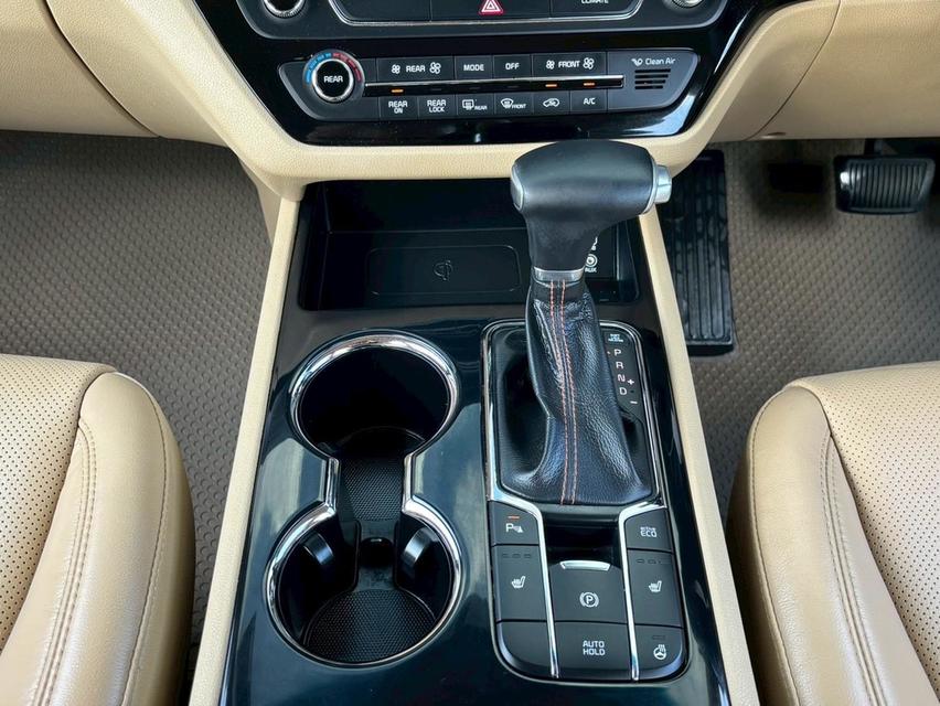 KIA GRAND CARNIVAL 2.2 EX MNC GEN3 17