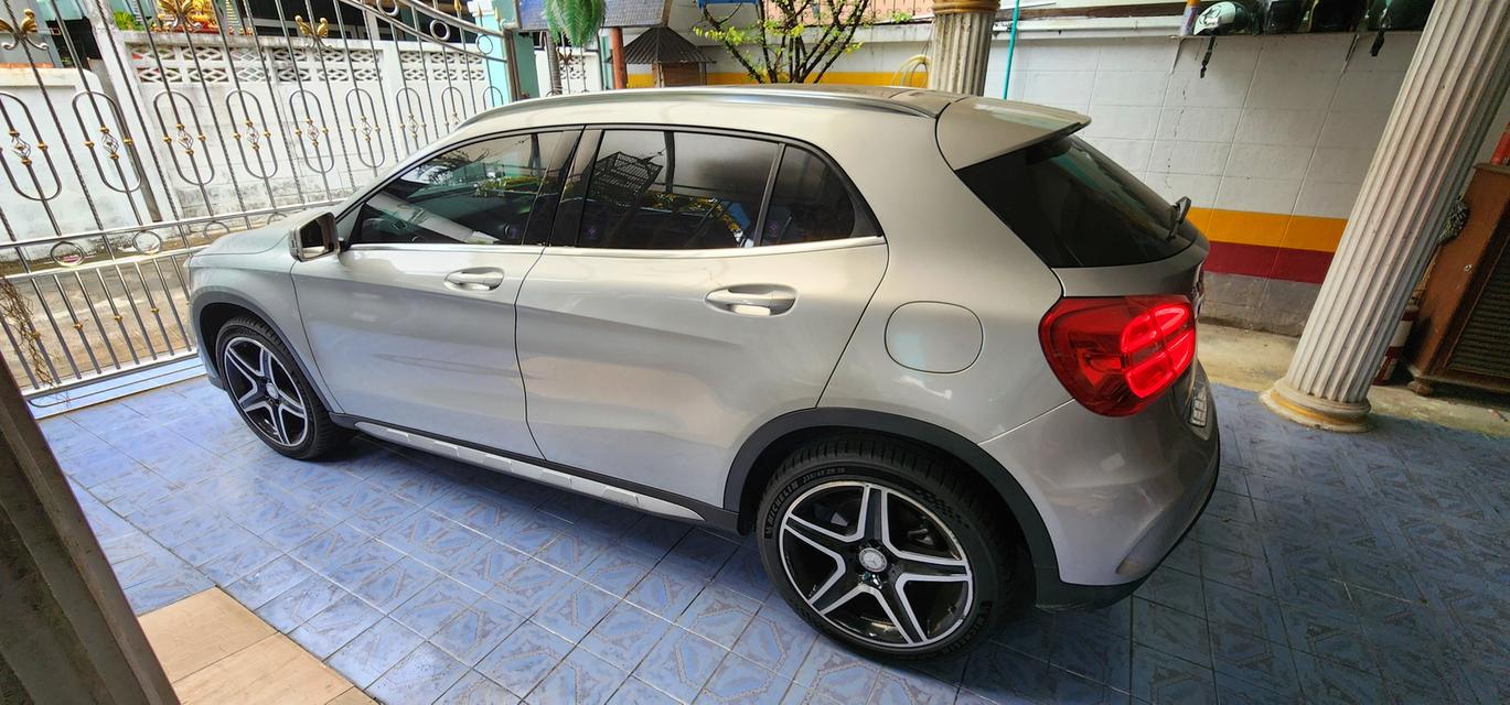 ขาย benz gla 250 amg. 11