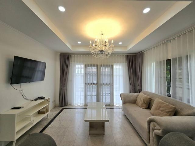 บ้าน พาร์คเวย์ ชาเล่ต์ รามคำแหง 190/1 40000 thb พื้นที่เท่ากับ 60 ตร.ว. ใกล้ บิ๊กซี สภาพแวดล้อมดี บ้านเดี่ยวทำเลดี บ้านส