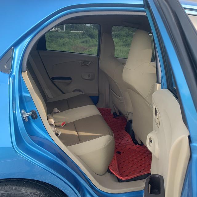 Honda Brio บริโอ้ 1.2V ออโต้ TOP  12
