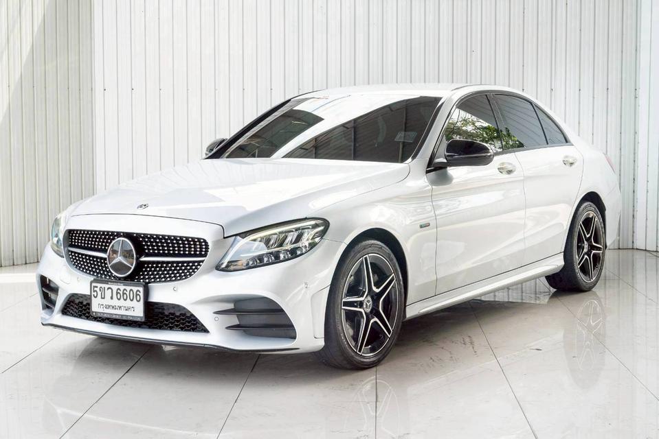 BENZ C-CLASS C300e AMG SPORT ปี 2021 สีเทา โฉม W205 ปี14-23