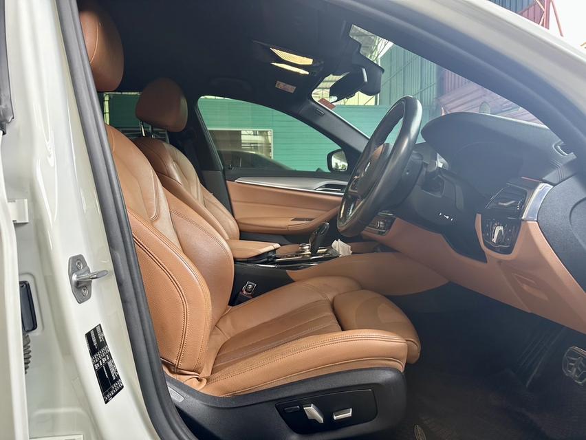 รหัสรถ CH53 BMW 520D MSPORT 2020 12
