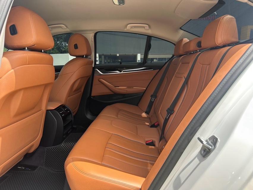 BMW 530e Elite LCI G30 2021 จด 2023 รูปที่ 15