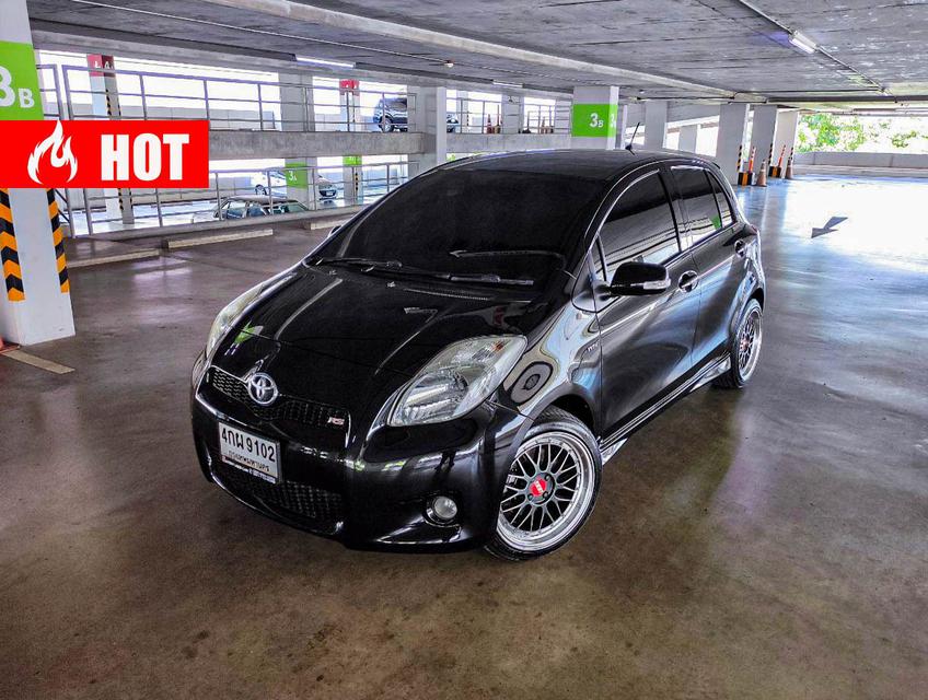 TOYOTA YARIS  RS 1