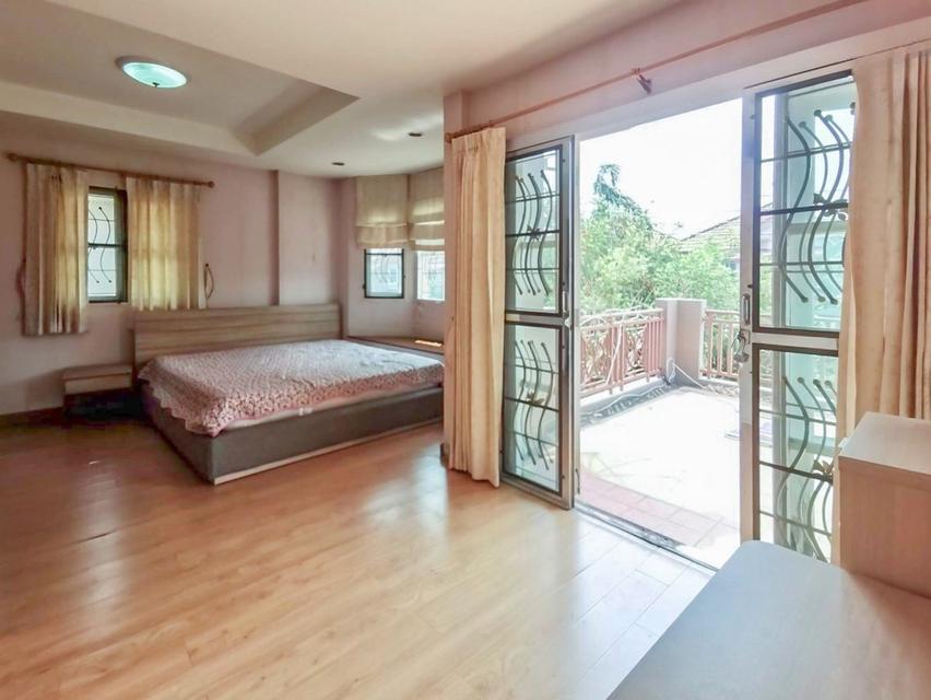 ขายบ้านแฝดมือสองนนทบุรี โครงการ ชวนชื่น ปิ่นเกล้า-วงแหวน (Chuanchuen Pinklao-Wongwaen) ใกล้รถไฟฟ้าสายสีม่วงสถานีตลาดบางใหญ่ 9