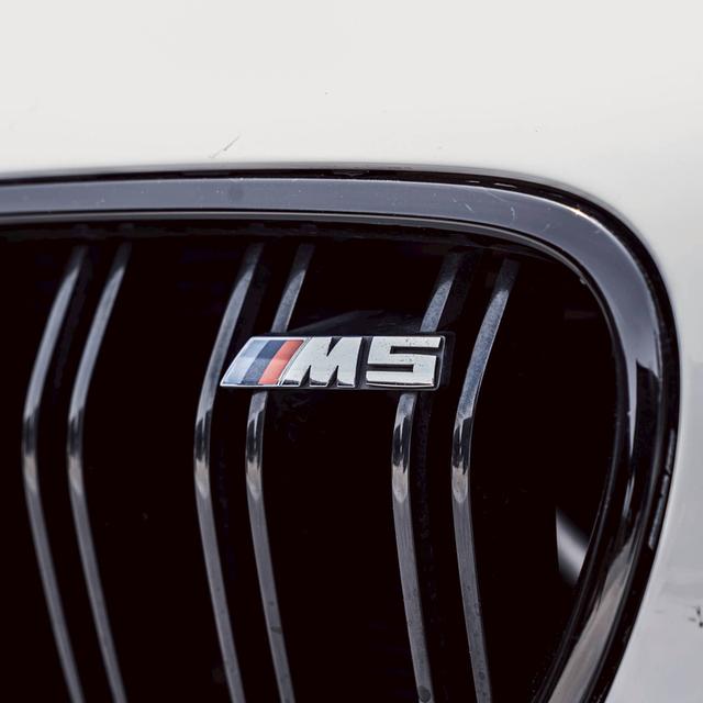 รหัสรถ 67GG1667 BMW M5 F10 2013 700hp 60000km จอดซุปเปอคาร์ได้ทุกที่  11