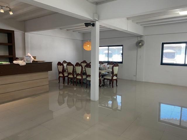 ให้เช่าอาคารพาณิชย์ 4.5 ชั้น 2 คูหา 24 ตรว. ซ.ลาดพร้าว 128ทับ4 ใกล้ MRT ลาดพร้าว 101 2
