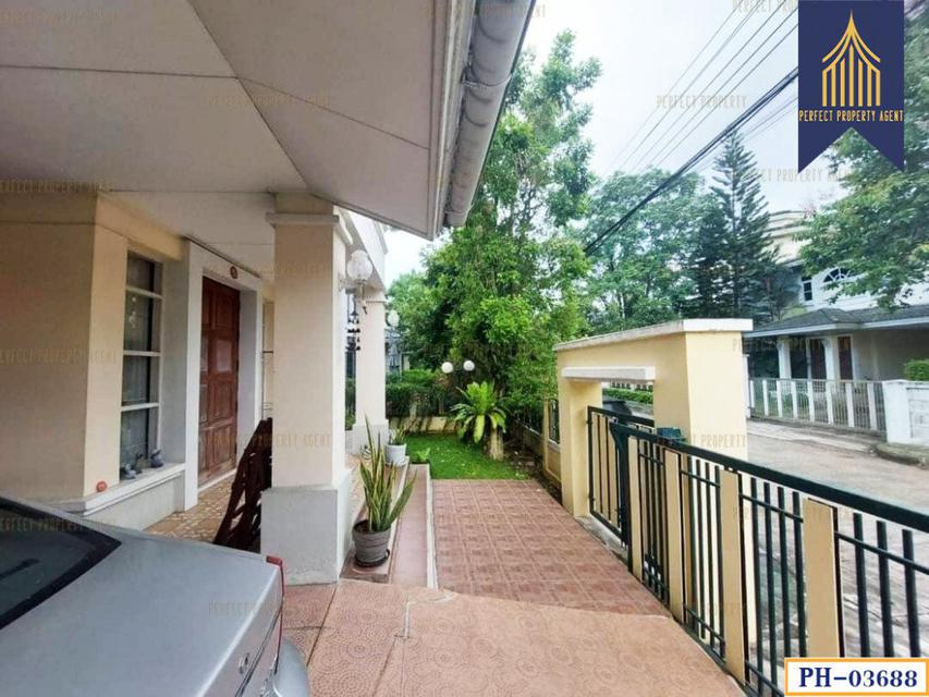 รูป บ้านเดี่ยว 2 ชั้น โกลเด้นนครา อ่อนนุช 65 (Golden Nakara) พร้อมอยู่ 3