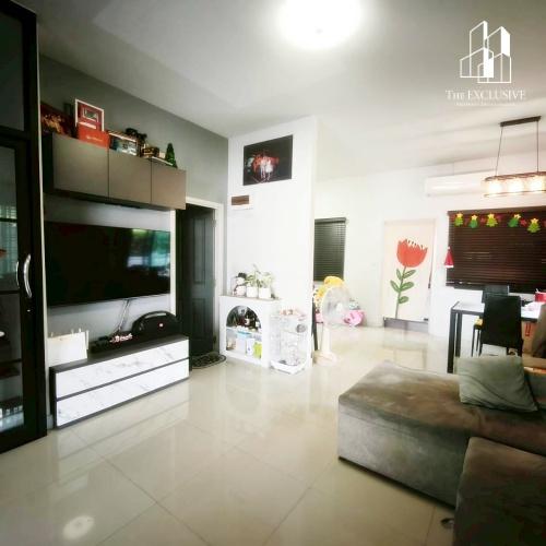 ขายทาวน์โฮม 2 ชั้น หมู่บ้านภัทราวรรณ  บางบัวทอง  ตกแต่งพร้อมอยู่  ( หลังมุม ) 8