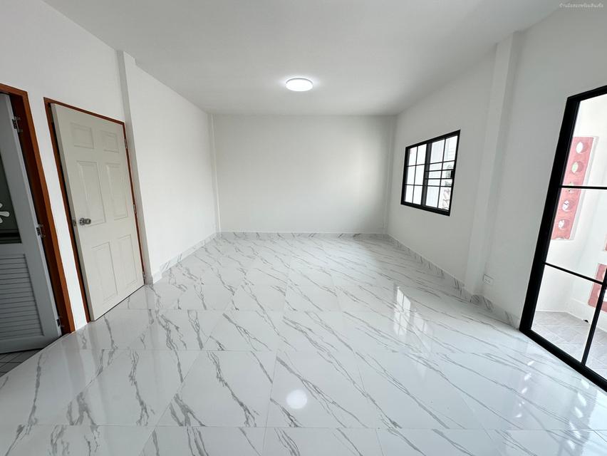 ซื่อตรง 28 นวมินทร์ 143 13