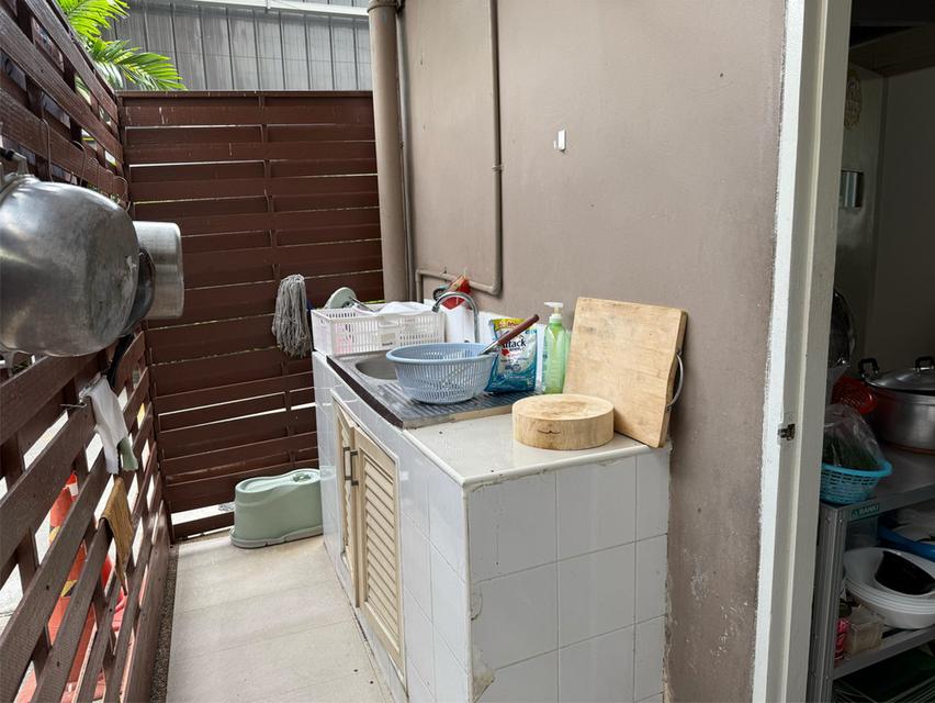 เซ้งร้านอาหาร ทำเลทองใจกลางเมืองปากซอยอ่อนนุช 19 พื้นที่ 65 ตรม. ส่วนครัวแยก อุปกรณ์ครบ มีที่จอดรถ 10