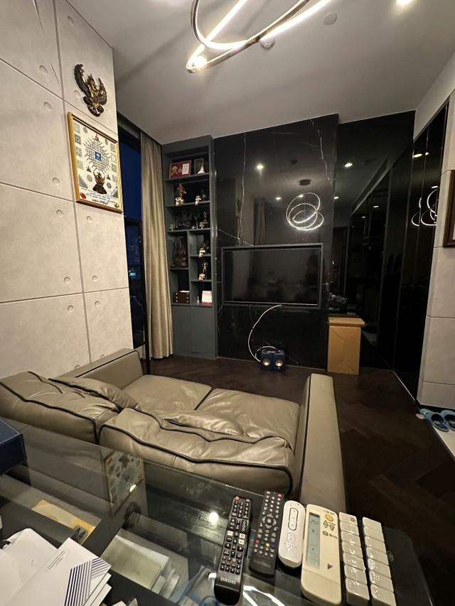 ขายด่วน !! the esse sukumvit 36 ขนาดห้องlimited หายาก ในโครงการขายหมดแล้ว ขนาดห้อง 43.35 ราคาต่ำที่สุดในตลาดตอนนี้ 14.5 ล้าน 3