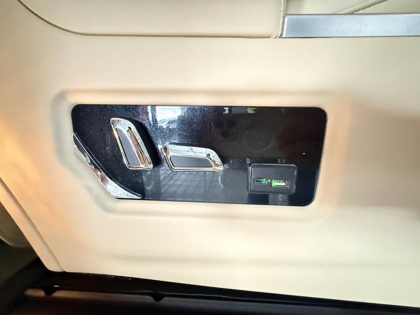 Hyundai H-1 2.5 Deluxe (ปี 2018) Wagon AT 15