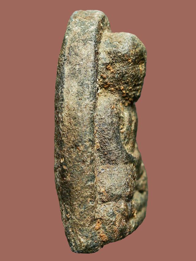 หลวงปู่ทวด เนื้อว่าน วัดช้างให้ พิมพ์ใหญ่ เก่าๆ เนื้อจัดสุดๆ