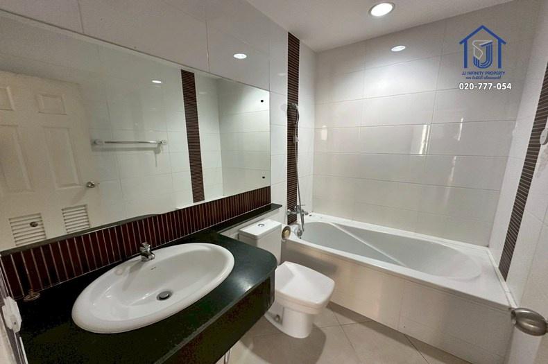 ขายและให้เช่า โฮมออฟฟิศ 4 ชั้น พรีเมี่ยมเพลส 5 หลังมุม ถนนรามอินทรา40 เลียบด่วนเอกมัย–รามอินทรา 11