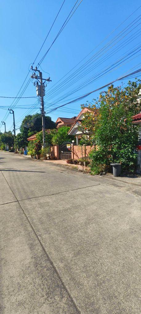 ขายบ้านเดี่ยว 2 ชั้น ม.ร่มทิพย์วิลเลจ ซอยหทัยราษฎร์33 ถ.หทัยราษฎร์33 แขวงบางชัน เขตคลองสามวา กรุงเทพฯ 10510 6