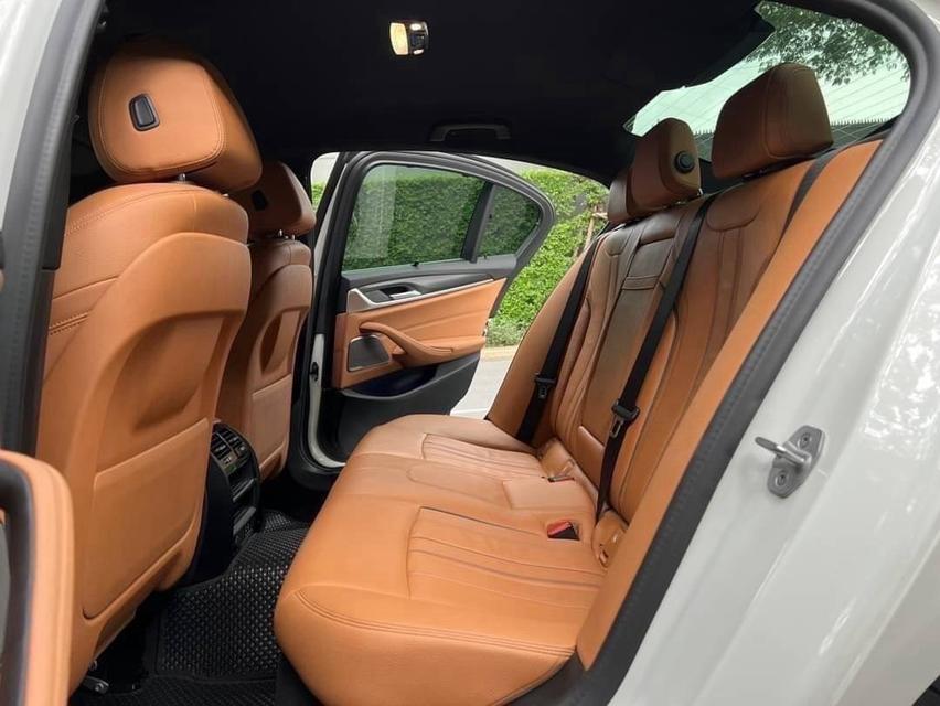 BMW 520d M Sport LCI (G30) 2021Mileage 50,000 Km. รูปที่ 2