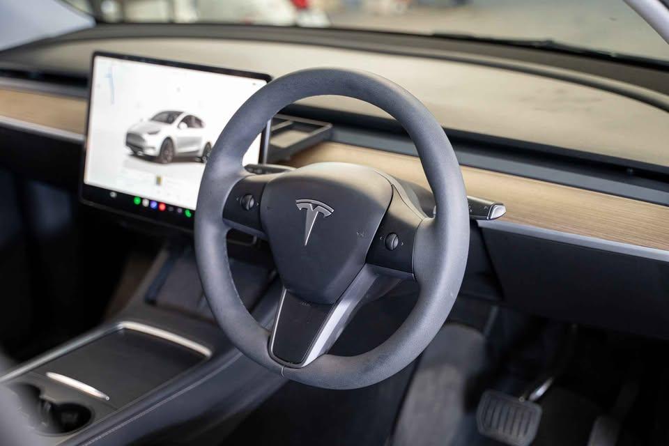 Tesla Model Y Long Range ปี 2023 รถเจ้าของขายเอง  10