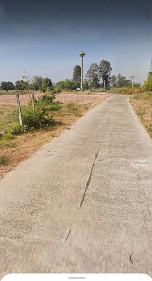 ขายที่ดินตำบลหนองระเวียงอำเภอเมืองนครราชสีมา  ขนาดที่ดิน7-2-30ไร่ติดถนนสาธารณะ  2